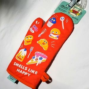 Blue Q smells like Happy Food Oven Mitt Potholder Pizza